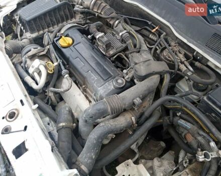 Белый Опель Астра, объемом двигателя 1.7 л и пробегом 380 тыс. км за 1200 $, фото 1 на Automoto.ua