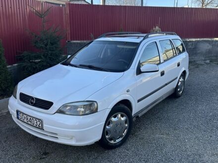 Білий Опель Астра, об'ємом двигуна 2 л та пробігом 236 тис. км за 1300 $, фото 1 на Automoto.ua