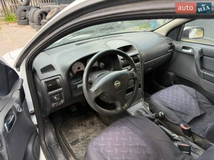 Білий Опель Астра, об'ємом двигуна 1.7 л та пробігом 320 тис. км за 1550 $, фото 1 на Automoto.ua