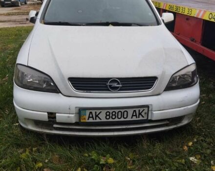 Белый Опель Астра, объемом двигателя 1.6 л и пробегом 80 тыс. км за 2500 $, фото 1 на Automoto.ua