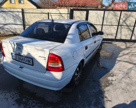 Белый Опель Астра, объемом двигателя 1.6 л и пробегом 205 тыс. км за 1100 $, фото 1 на Automoto.ua