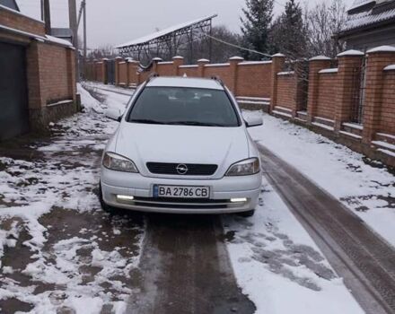 Белый Опель Астра, объемом двигателя 1.6 л и пробегом 324 тыс. км за 2800 $, фото 1 на Automoto.ua