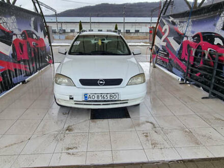 Белый Опель Астра, объемом двигателя 1.6 л и пробегом 266 тыс. км за 3700 $, фото 1 на Automoto.ua