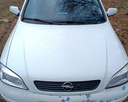 Белый Опель Астра, объемом двигателя 1.6 л и пробегом 290 тыс. км за 1750 $, фото 1 на Automoto.ua