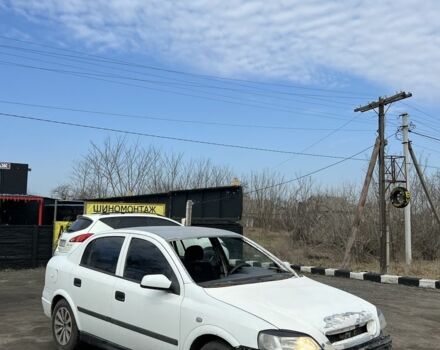 Белый Опель Астра, объемом двигателя 1.6 л и пробегом 250 тыс. км за 1300 $, фото 1 на Automoto.ua