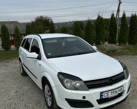 Белый Опель Астра, объемом двигателя 1.69 л и пробегом 330 тыс. км за 3950 $, фото 1 на Automoto.ua