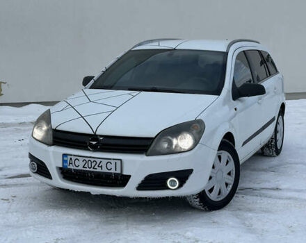 Белый Опель Астра, объемом двигателя 1.9 л и пробегом 427 тыс. км за 3950 $, фото 1 на Automoto.ua