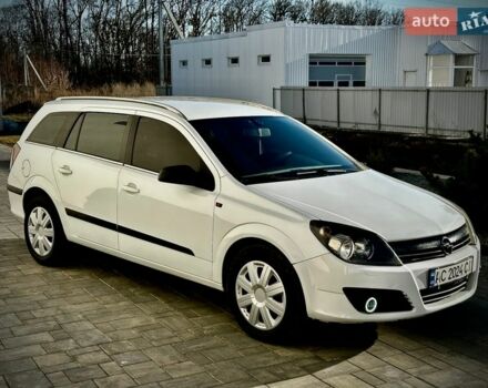 Белый Опель Астра, объемом двигателя 1.9 л и пробегом 427 тыс. км за 4150 $, фото 1 на Automoto.ua