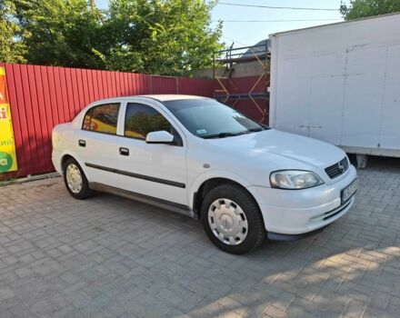 Білий Опель Астра, об'ємом двигуна 1.4 л та пробігом 212 тис. км за 1999 $, фото 1 на Automoto.ua