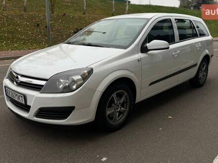 Белый Опель Астра, объемом двигателя 1.6 л и пробегом 238 тыс. км за 5550 $, фото 1 на Automoto.ua