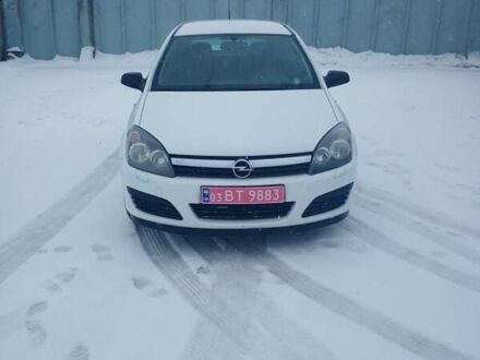 Белый Опель Астра, объемом двигателя 1.6 л и пробегом 220 тыс. км за 4900 $, фото 1 на Automoto.ua