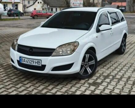 Белый Опель Астра, объемом двигателя 0 л и пробегом 285 тыс. км за 4200 $, фото 1 на Automoto.ua