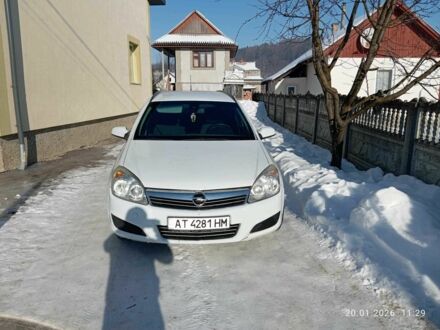 Белый Опель Астра, объемом двигателя 1.2 л и пробегом 270 тыс. км за 3750 $, фото 1 на Automoto.ua