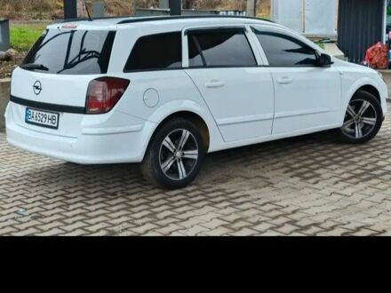Белый Опель Астра, объемом двигателя 1.6 л и пробегом 280 тыс. км за 4100 $, фото 1 на Automoto.ua