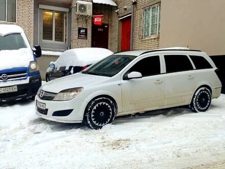 Білий Опель Астра, об'ємом двигуна 1.6 л та пробігом 32000 тис. км за 4000 $, фото 1 на Automoto.ua