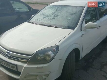 Опель Астра 2007 в Дрогобыче на Automoto.ua Белый Опель Астра, объемом двигателя 1.3 л и пробегом 290 тыс. км за 3100 $, фото 1 на Automoto.ua