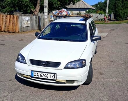 Белый Опель Астра, объемом двигателя 1.7 л и пробегом 400 тыс. км за 2300 $, фото 1 на Automoto.ua