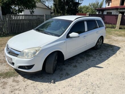 Белый Опель Астра, объемом двигателя 1.9 л и пробегом 230 тыс. км за 5800 $, фото 1 на Automoto.ua