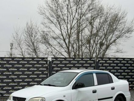 Белый Опель Астра, объемом двигателя 0 л и пробегом 221 тыс. км за 1699 $, фото 1 на Automoto.ua