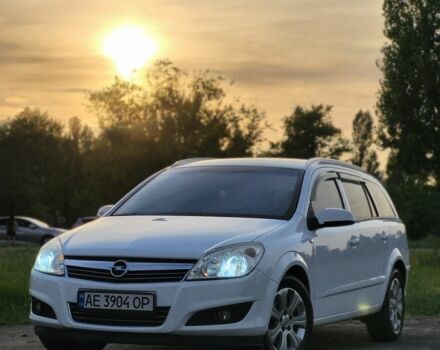 Білий Опель Астра, об'ємом двигуна 1.6 л та пробігом 272 тис. км за 4985 $, фото 1 на Automoto.ua
