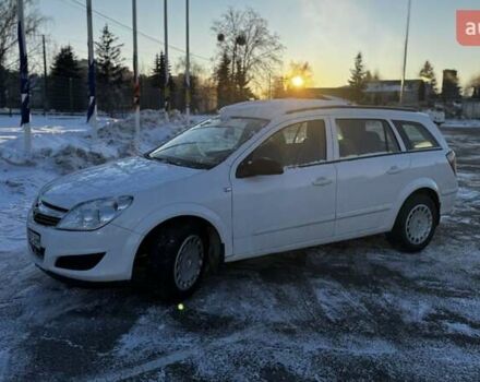 Белый Опель Астра, объемом двигателя 1.6 л и пробегом 292 тыс. км за 4800 $, фото 1 на Automoto.ua