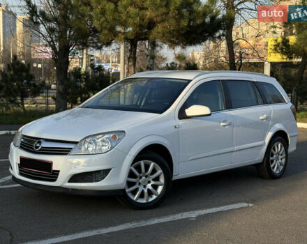 Белый Опель Астра, объемом двигателя 1.6 л и пробегом 220 тыс. км за 6600 $, фото 1 на Automoto.ua