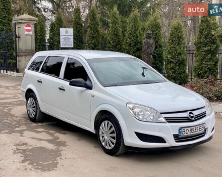 Білий Опель Астра, об'ємом двигуна 1.2 л та пробігом 266 тис. км за 3999 $, фото 1 на Automoto.ua