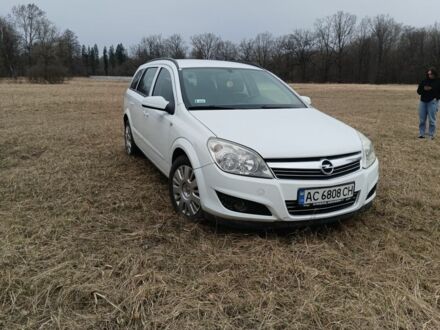 Белый Опель Астра, объемом двигателя 1.7 л и пробегом 290 тыс. км за 3600 $, фото 1 на Automoto.ua