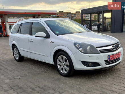 Опель Астра 2008 в Кривом Роге на Automoto.ua Белый Опель Астра, объемом двигателя 1.6 л и пробегом 230 тыс. км за 5950 $, фото 1 на Automoto.ua