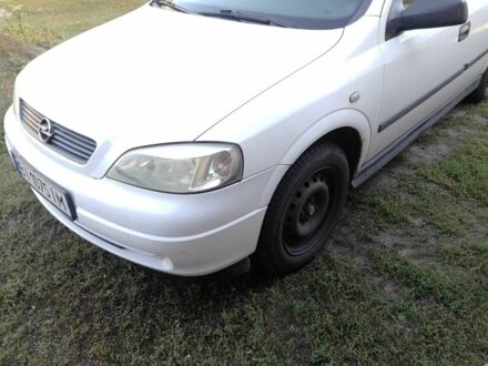 Білий Опель Астра, об'ємом двигуна 1.4 л та пробігом 370 тис. км за 3484 $, фото 1 на Automoto.ua