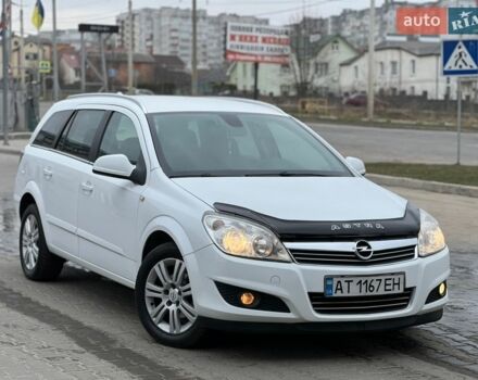 Белый Опель Астра, объемом двигателя 1.7 л и пробегом 195 тыс. км за 5950 $, фото 1 на Automoto.ua