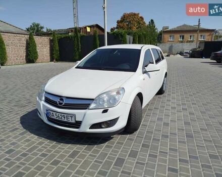 Білий Опель Астра, об'ємом двигуна 1.69 л та пробігом 247 тис. км за 5100 $, фото 1 на Automoto.ua