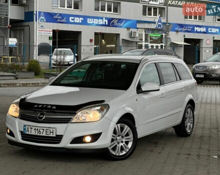 Білий Опель Астра, об'ємом двигуна 1.69 л та пробігом 196 тис. км за 5550 $, фото 1 на Automoto.ua