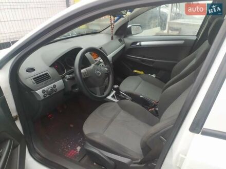 Білий Опель Астра, об'ємом двигуна 1.7 л та пробігом 305 тис. км за 5500 $, фото 1 на Automoto.ua