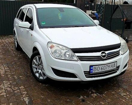 Белый Опель Астра, объемом двигателя 1.6 л и пробегом 0 тыс. км за 5100 $, фото 1 на Automoto.ua
