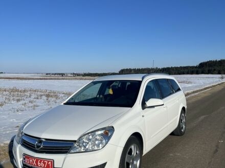 Белый Опель Астра, объемом двигателя 1.6 л и пробегом 290 тыс. км за 5300 $, фото 1 на Automoto.ua