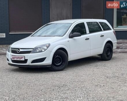Білий Опель Астра, об'ємом двигуна 1.4 л та пробігом 210 тис. км за 5250 $, фото 1 на Automoto.ua