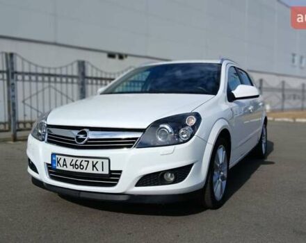 Белый Опель Астра, объемом двигателя 1.69 л и пробегом 272 тыс. км за 6000 $, фото 1 на Automoto.ua