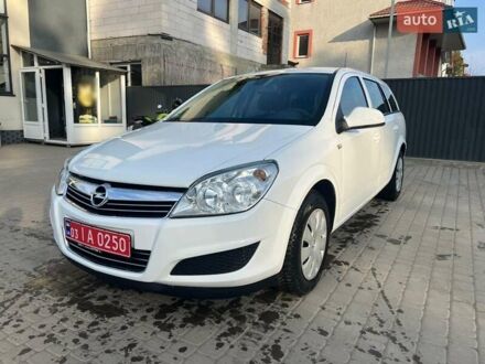 Белый Опель Астра, объемом двигателя 1.6 л и пробегом 208 тыс. км за 5500 $, фото 1 на Automoto.ua