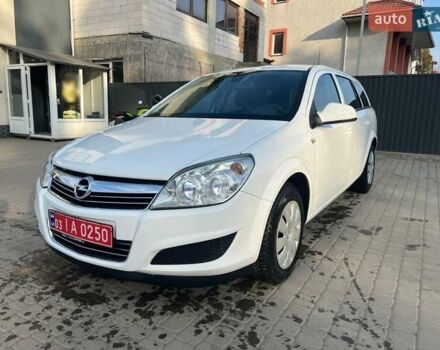 Белый Опель Астра, объемом двигателя 1.6 л и пробегом 208 тыс. км за 5500 $, фото 1 на Automoto.ua