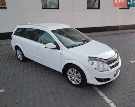 Белый Опель Астра, объемом двигателя 1.7 л и пробегом 195 тыс. км за 5500 $, фото 1 на Automoto.ua