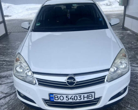 Белый Опель Астра, объемом двигателя 1.69 л и пробегом 283 тыс. км за 5200 $, фото 1 на Automoto.ua