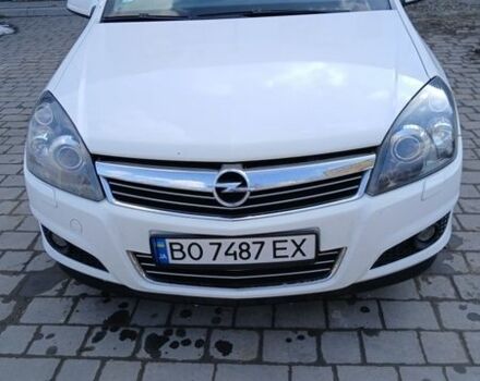 Белый Опель Астра, объемом двигателя 1.7 л и пробегом 251 тыс. км за 6500 $, фото 1 на Automoto.ua