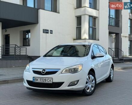 Белый Опель Астра, объемом двигателя 1.7 л и пробегом 340 тыс. км за 5499 $, фото 1 на Automoto.ua