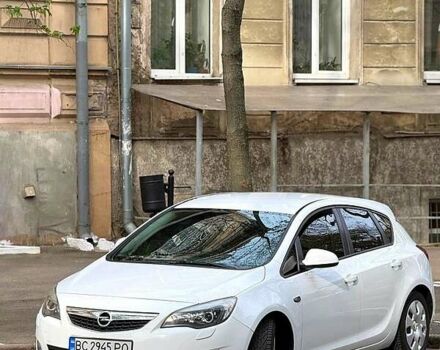 Белый Опель Астра, объемом двигателя 1.7 л и пробегом 248 тыс. км за 6300 $, фото 1 на Automoto.ua