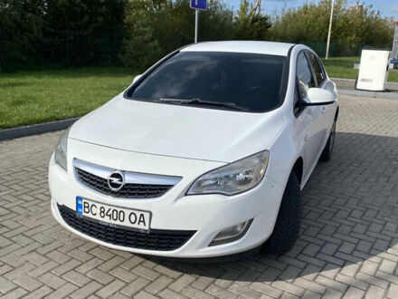 Білий Опель Астра, об'ємом двигуна 1.69 л та пробігом 285 тис. км за 6500 $, фото 1 на Automoto.ua
