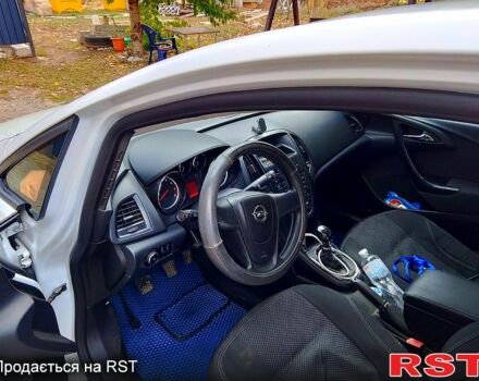 Белый Опель Астра, объемом двигателя 1.4 л и пробегом 263 тыс. км за 5200 $, фото 1 на Automoto.ua