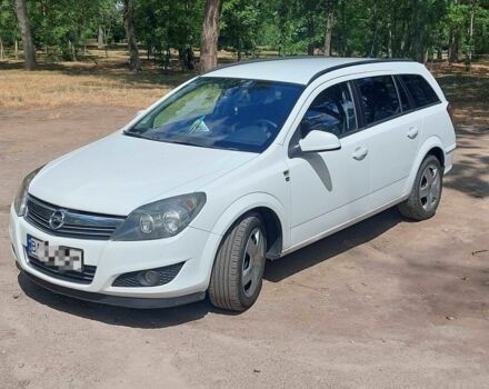 Опель Астра 2010 в Кропивницком (Кировограде) на Automoto.ua Белый Опель Астра, объемом двигателя 1.7 л и пробегом 224 тыс. км за 6500 $, фото 1 на Automoto.ua