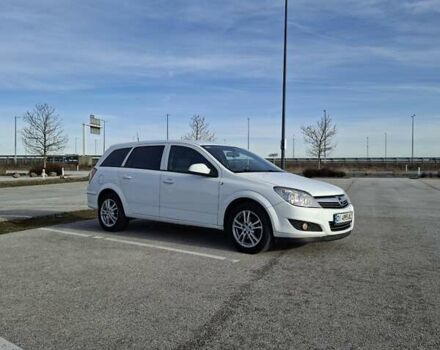 Белый Опель Астра, объемом двигателя 1.7 л и пробегом 347 тыс. км за 5403 $, фото 1 на Automoto.ua