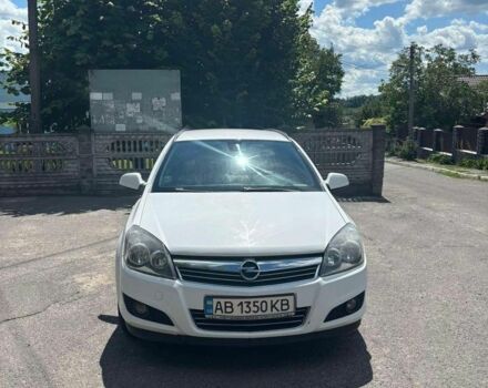 Белый Опель Астра, объемом двигателя 1.69 л и пробегом 246 тыс. км за 5400 $, фото 1 на Automoto.ua